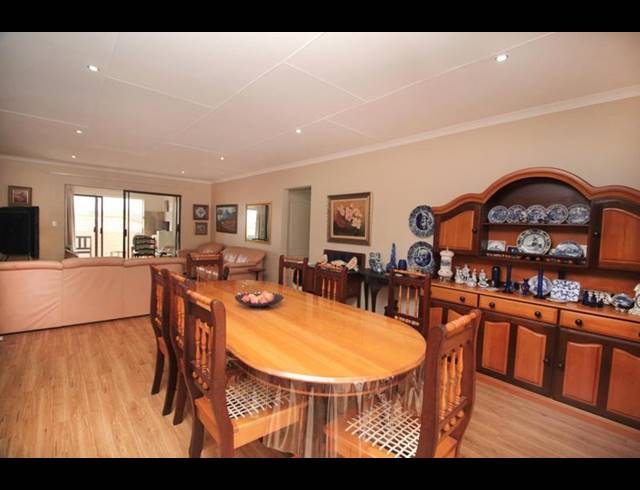 3 BEDROOM HOUSE FOR SALE IN FRAAIUITSIG